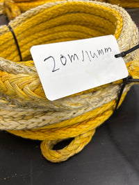 Gebruikte Dyneema 20m/ 14mm + 2 kleine oogjes