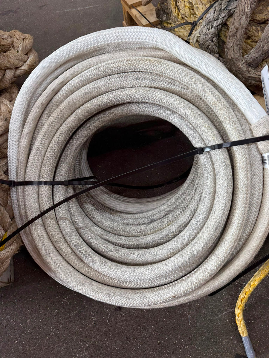 Dyneema met mantel 50m/ 26mm + oog