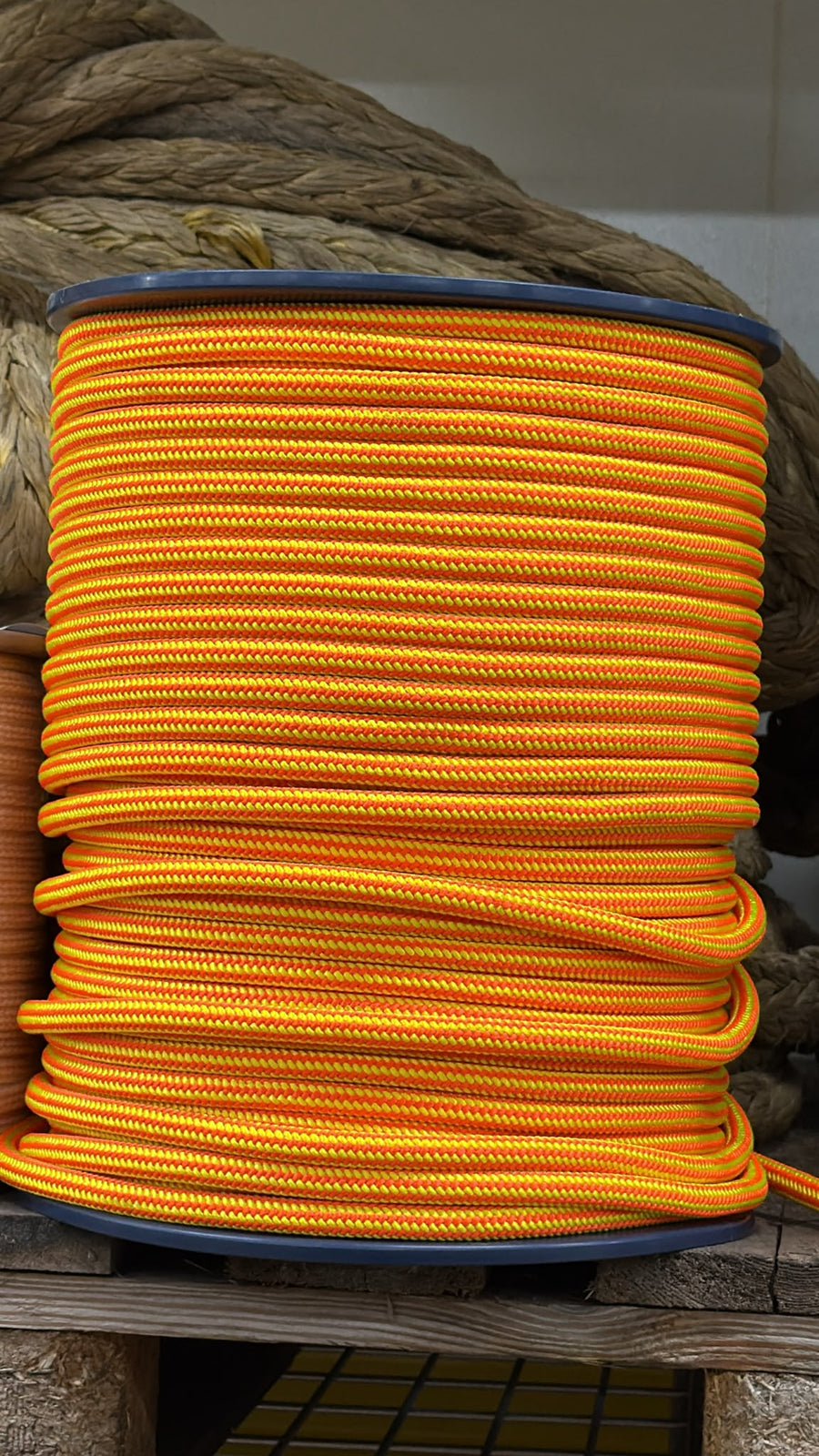 Lanex polyester fluor oranje 200 meter/ 12mm