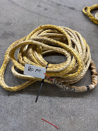 Gebruikte Dyneema 18mm 2 kleine ogen van ca 10cm