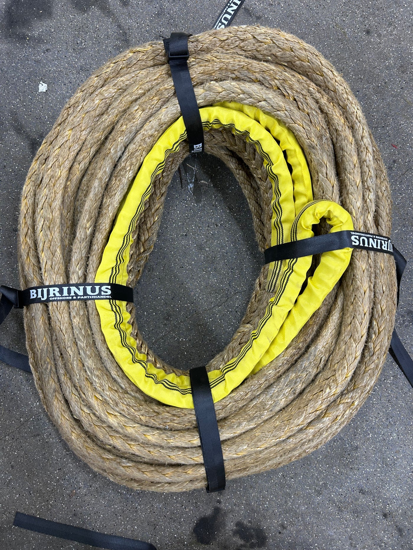 Gebruikte dyneema 50m/24mm + oog van 1,5m