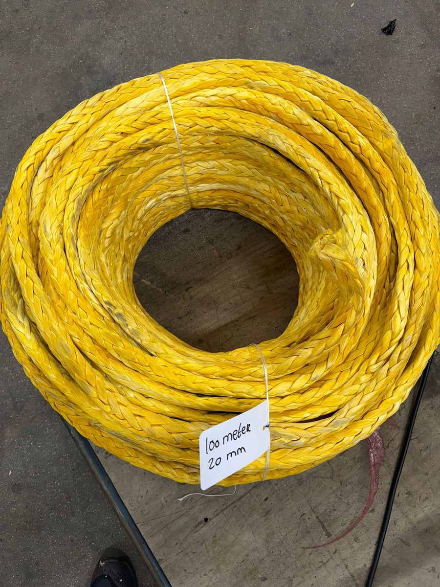 Licht gebruikte dyneema 100m/ 20mm + klein lusje