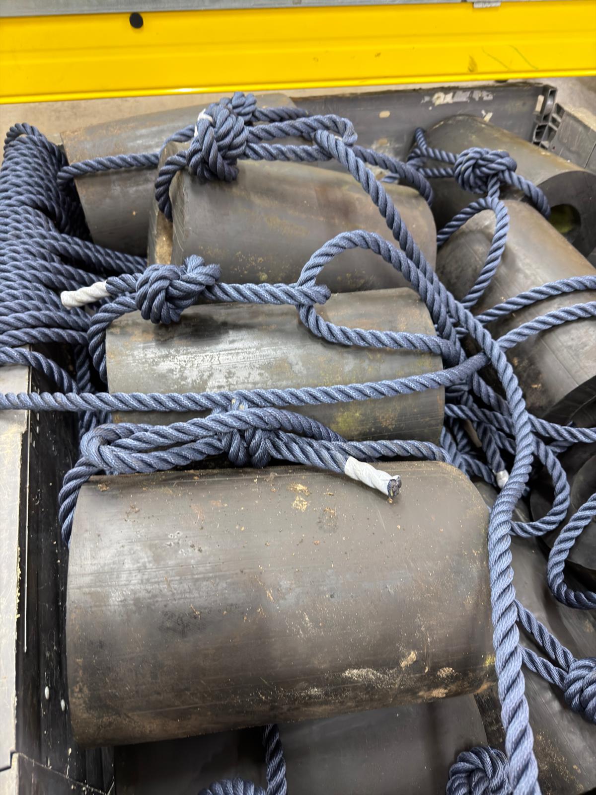 stootwil / fender 38cm lang, diameter 26cm