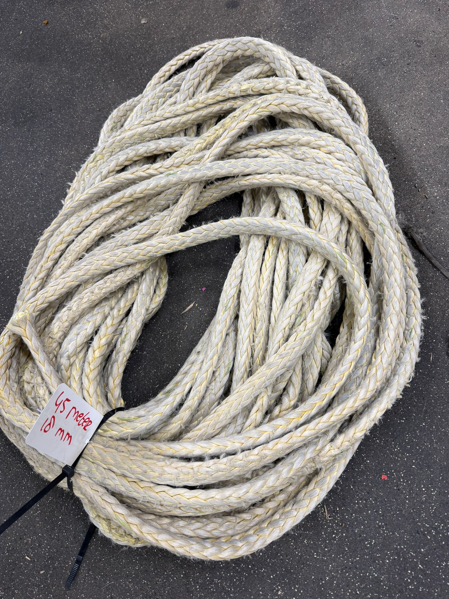 Gebruikte dyneema 45 meter / 18mm