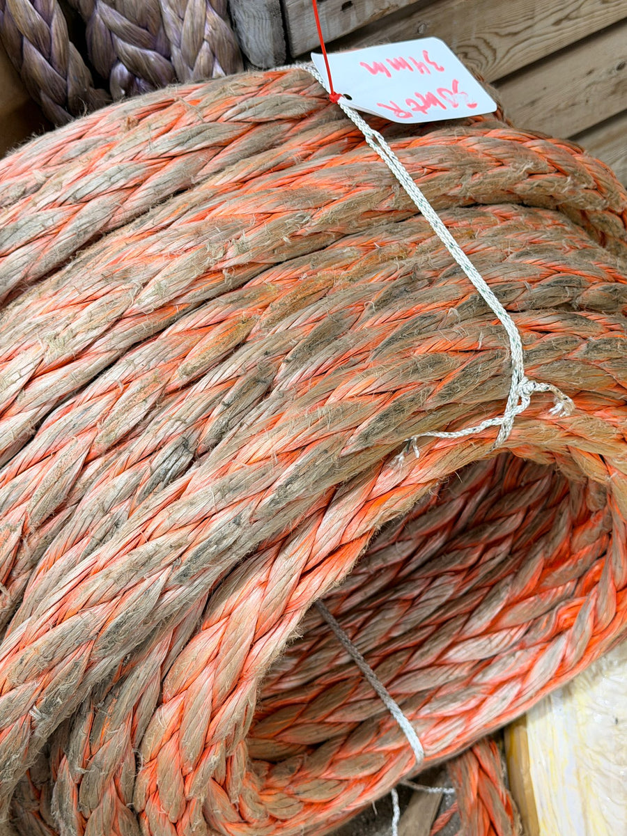 Restant gebruikte dyneema 34mm / 30 meter